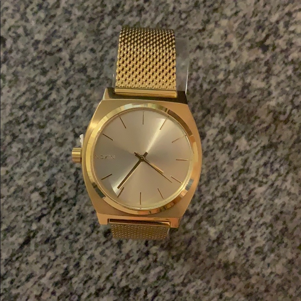Brand New Nixon Watch - Time Teller Milanese